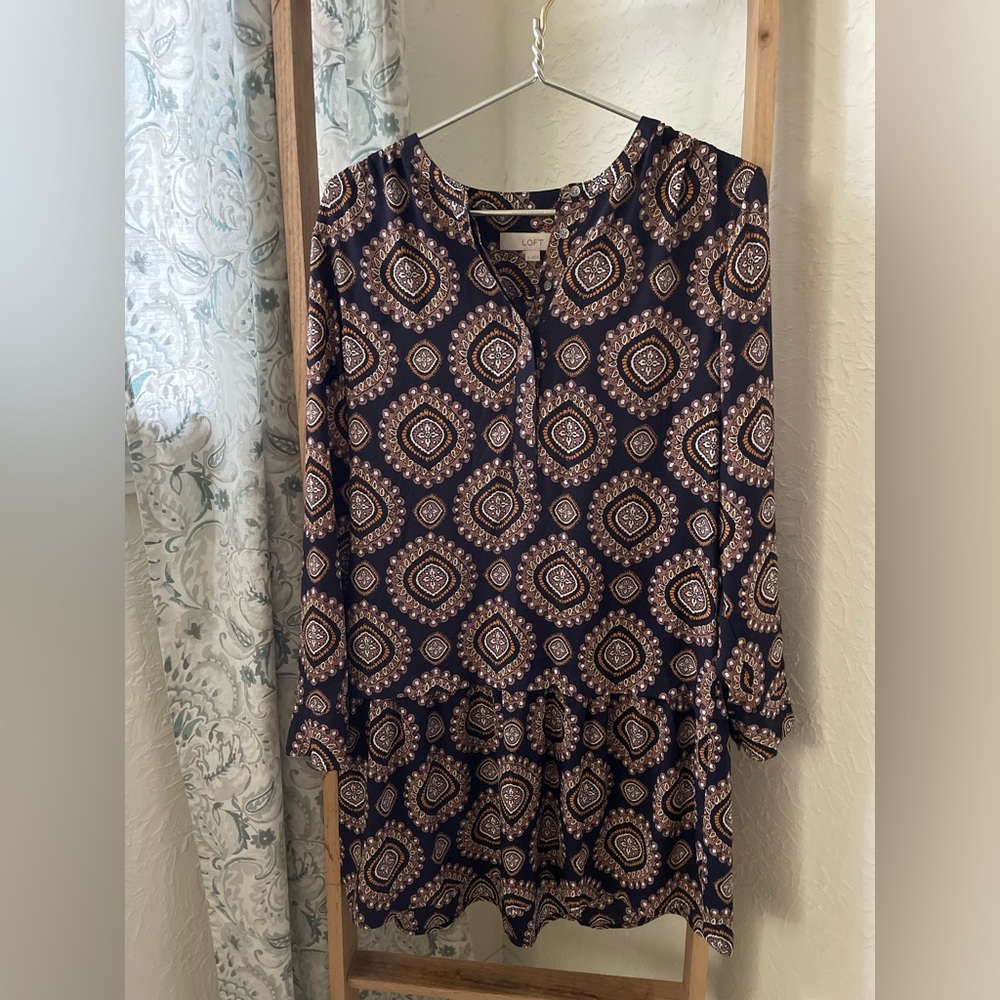 LOFT Navy and Cream Geometric Blouse
